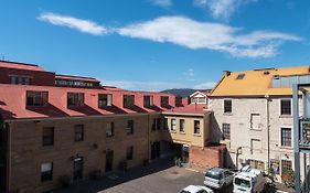 Sullivans Cove Apartments